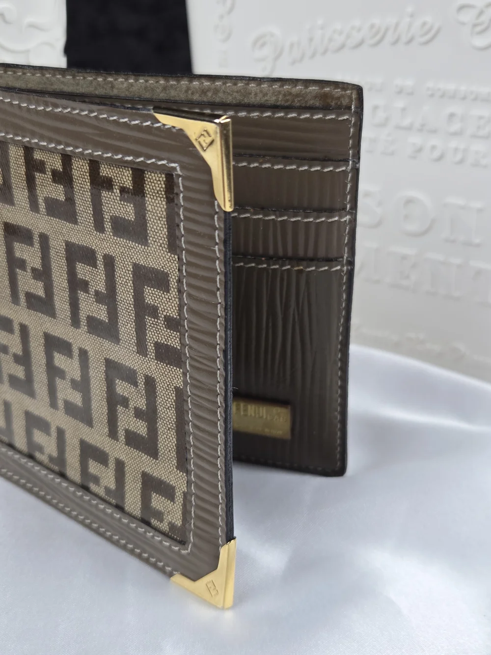 Vintage Fendi Zucca FF Monogram Bifold Wallet Brown Leather Gold Hardware